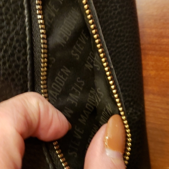 Steve Madden Wristlet Wallet Black Faux Leather EUC - Picture 9 of 12